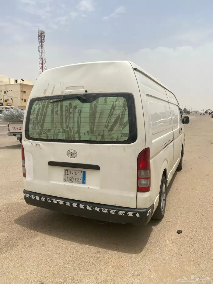 باص هايس ثلاجه في الاستماع وجديده والفحص سار (( ديزل )) 1