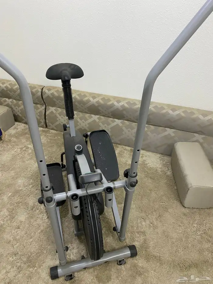 للبيع سيكل رياضي شبه جديد 0