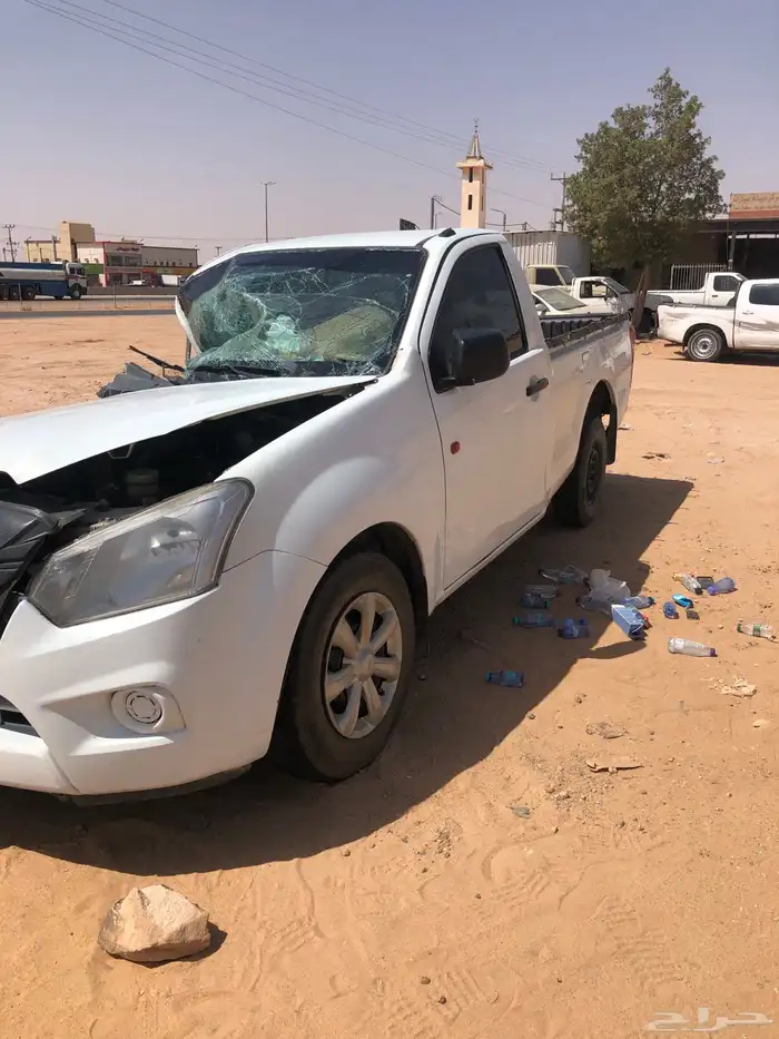 ايسوزو للبيع مصدوم موديل 22 ديزل خمس شنكار 0