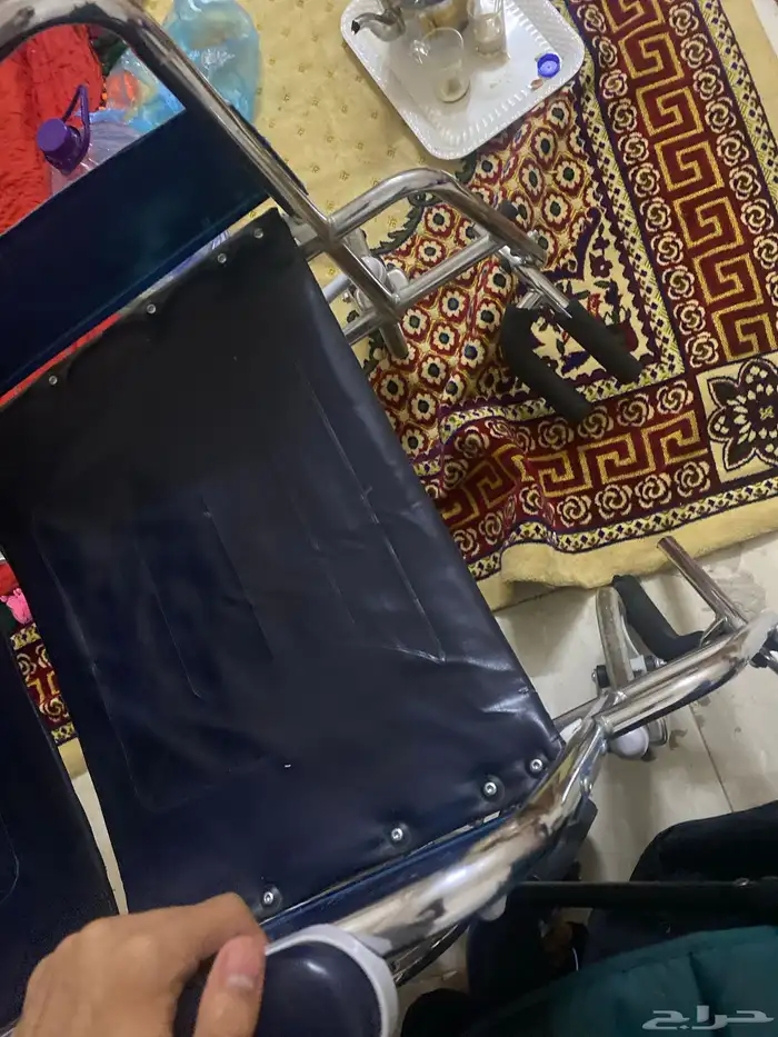 عربيه الكفر الي على يمين خربان شوي 1