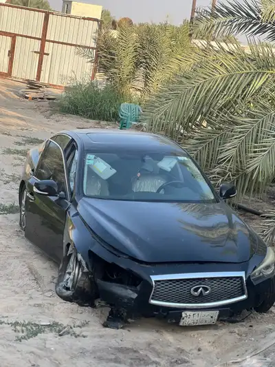 للبيع انفنتي مديل 2014 مصدومة Q50 البيع كامل index