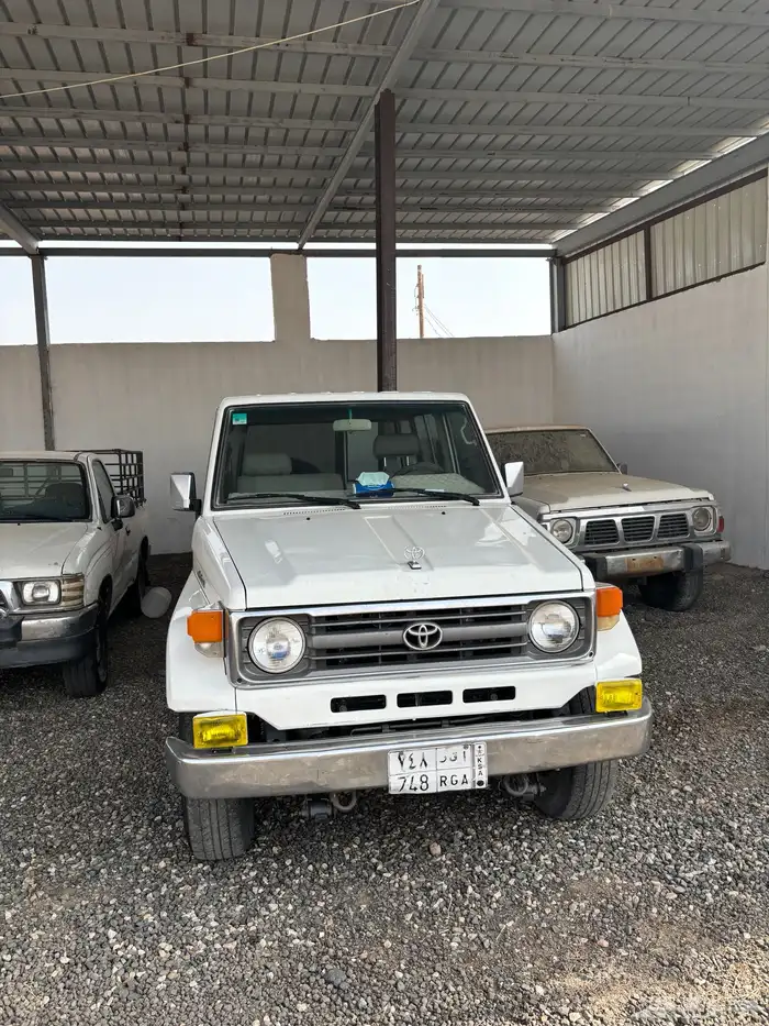 جيب ربع 97 حكومي نظيف على الشرط مكيف ثلاجهطاره هواء كمبليتر 1
