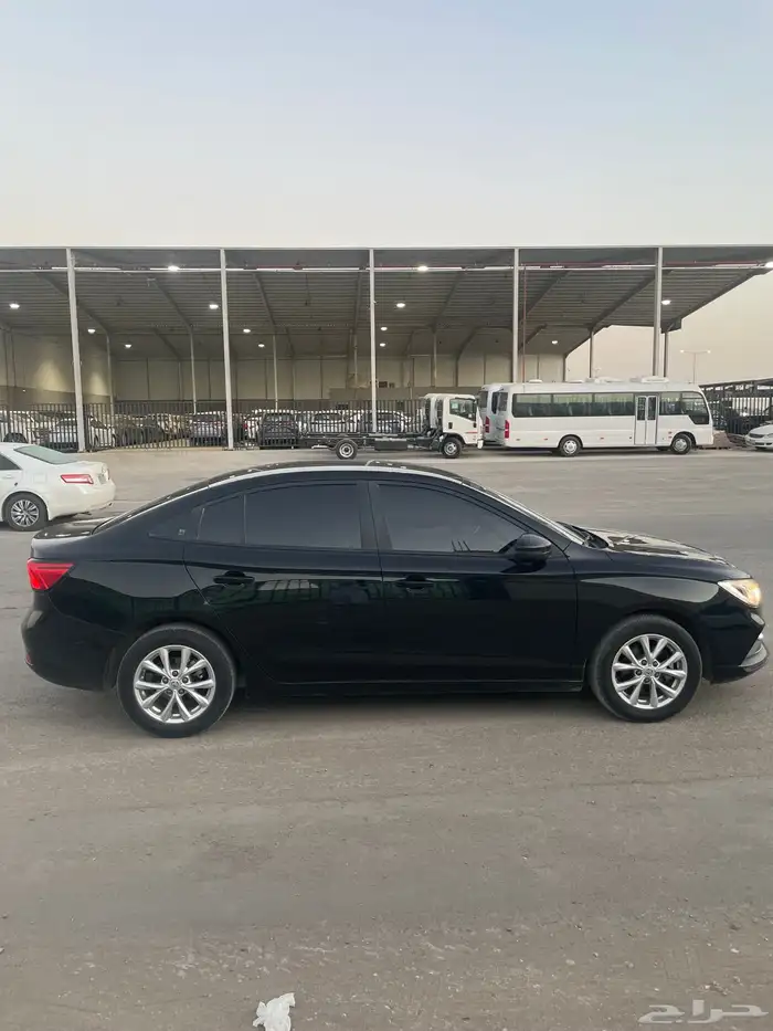 ام جي 5 2023 3