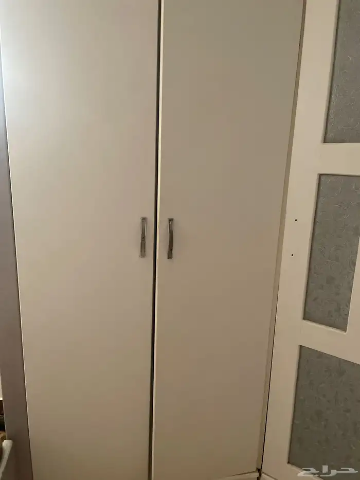 دولاب زاويه نظيف وجديد 1