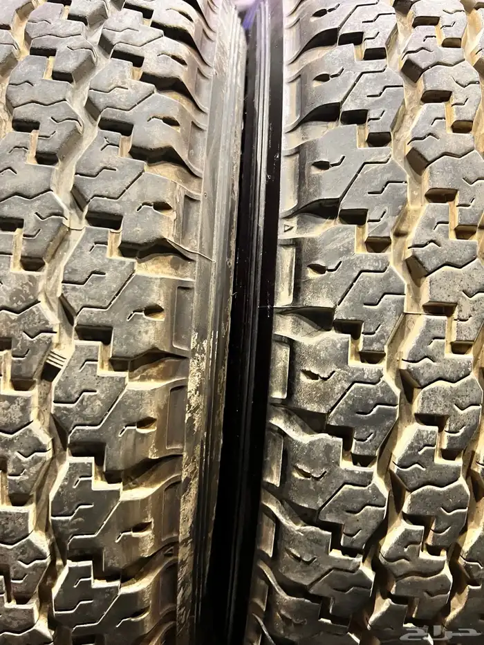 جنوط ريس مع كفرات دنلوب مقاس 275 70 16 7