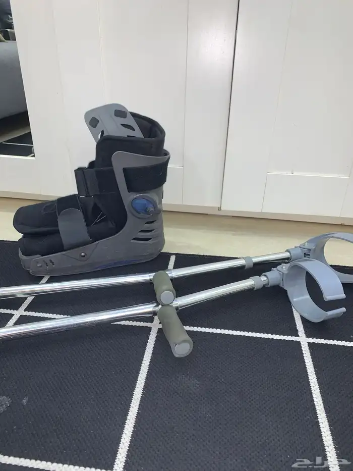 حذاء هوائي للكسور   عكازين 0