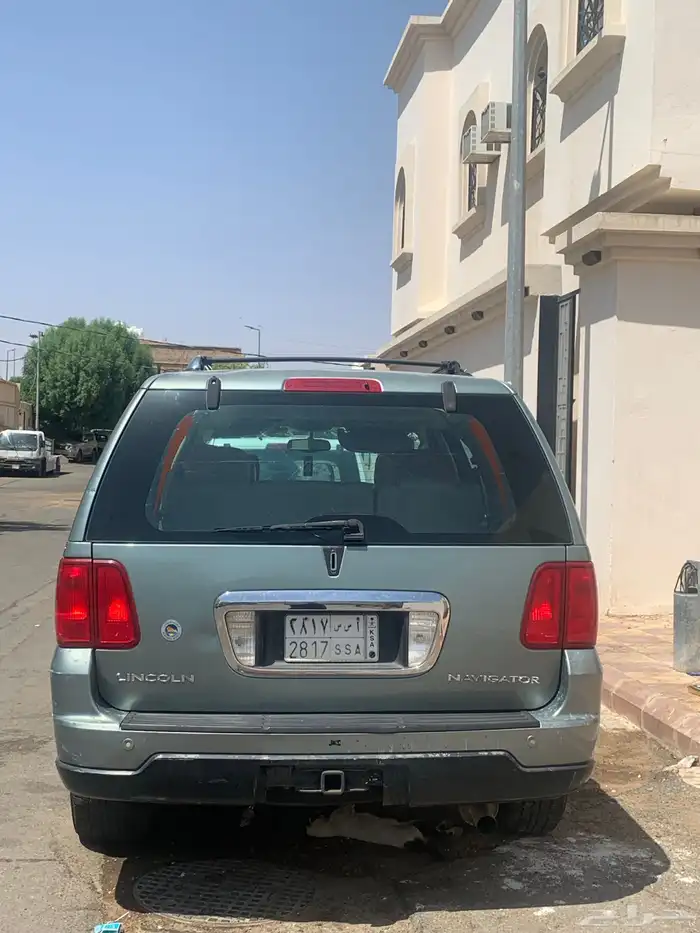 سيارة عائلية 2