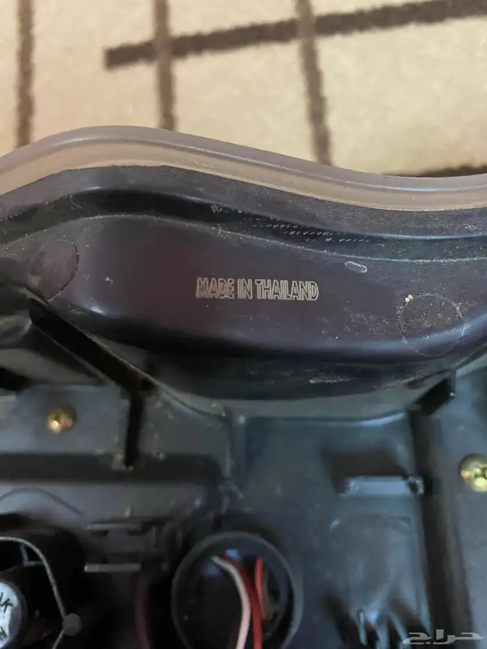 الصطب ديماكس اصلي نضيفه جداوفيها كسر بصيط جدا 5