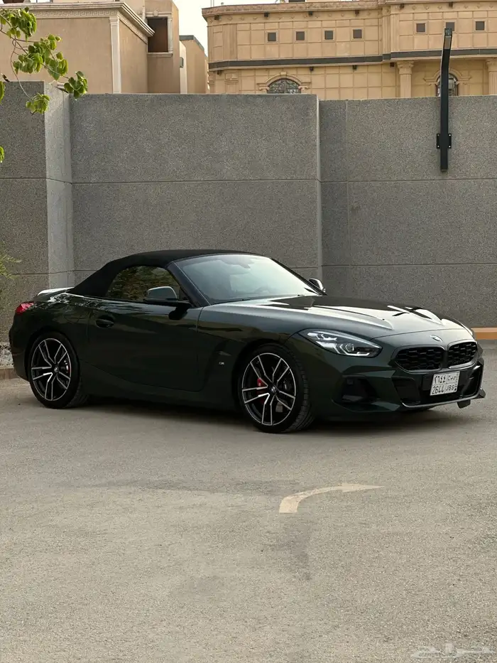 بي ام Z4 2025 كشف 13