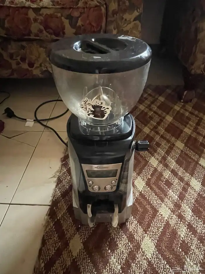 للبيع  طاحونة لاشامبالي (La Cimbali) إيطالية أصلية 5
