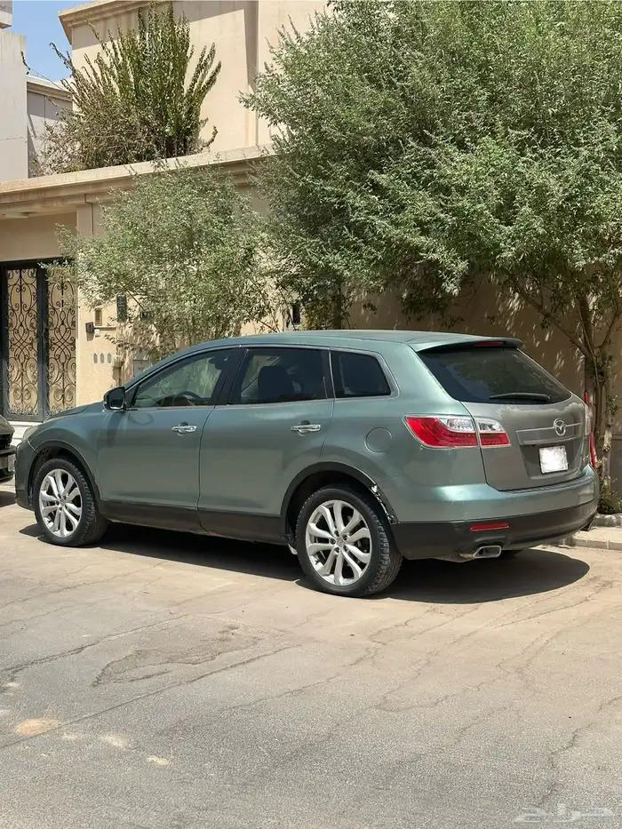 CX-9 2011 1
