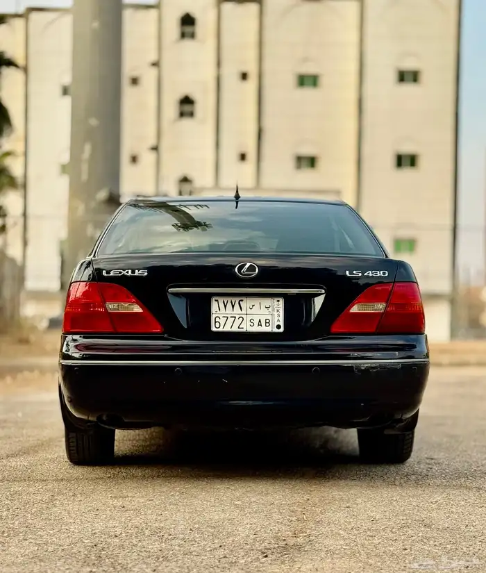 للبيع لكزس ((LS430)) 2002 ((نظيفة)) 10