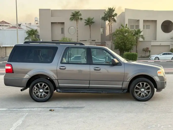 فورد اكسبدشن2012 4