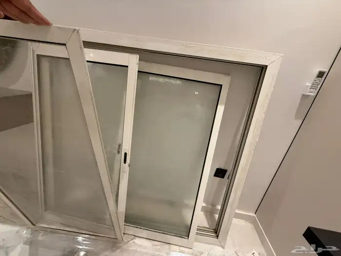 شباك للبيع 1