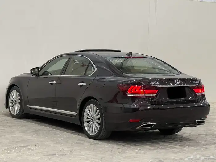 لكزس - LS460 - 2015 - شورت 7