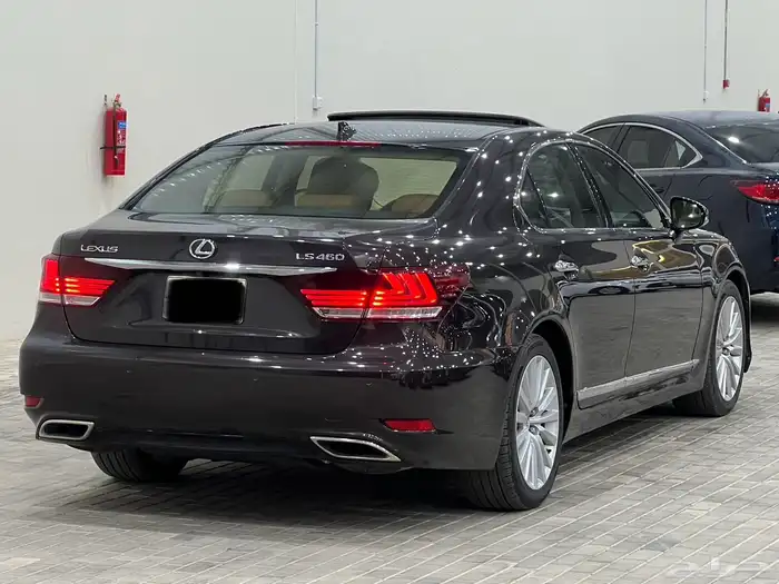لكزس - LS460 - 2015 - شورت 9