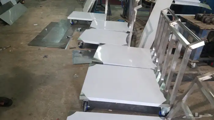 مداخن طاولات رفوف ستانلس ستيل 18