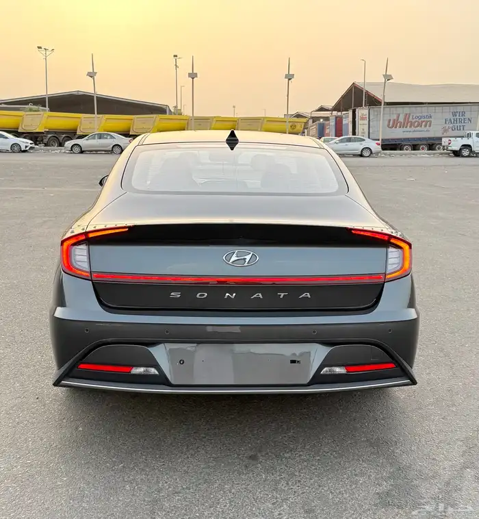 سوناتا 2020 اعلا مواصفات بدون بنورما بحالة الوكاله للبيع 4