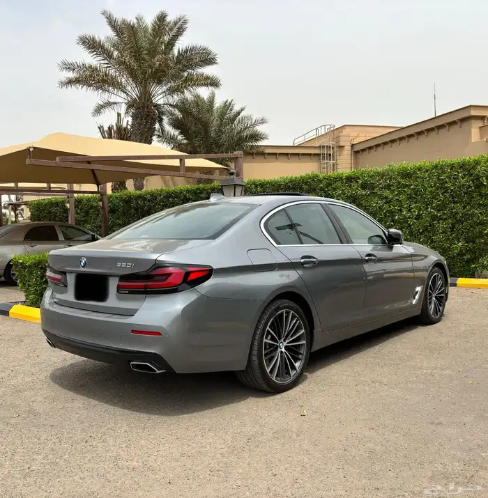 بي ام دبليو 520 بريميوم 2023 بودي وكالة(السعر 139 الف) 9