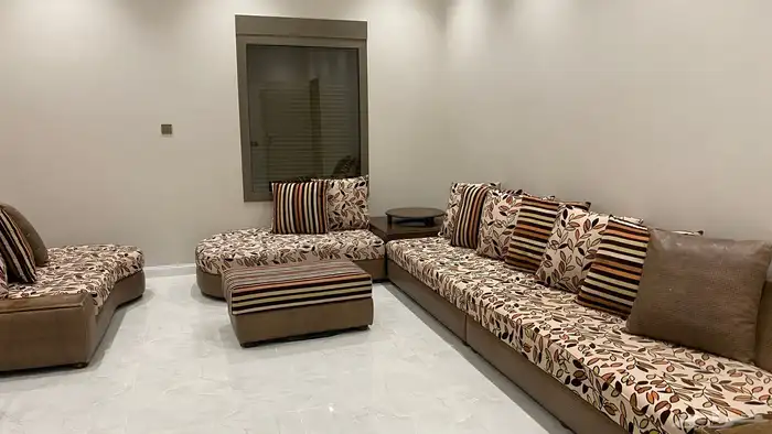 كنب للبيع شبه جديد 2