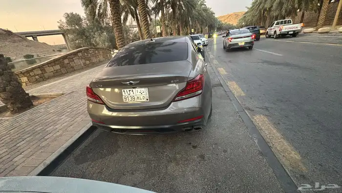 جنسيس جي 70 3