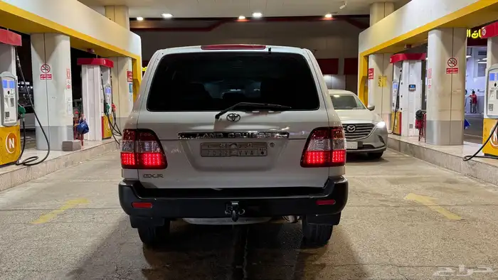 لاند كروزر 2006 gxr 3