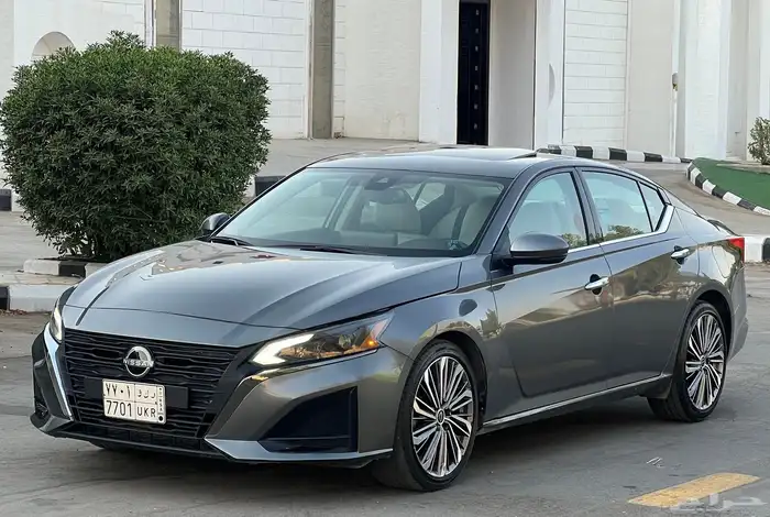 نيسان التيما 2024 SV (بحالة ممتازة) 1
