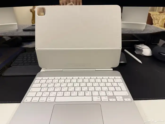 iPad Magic Keyboard 4