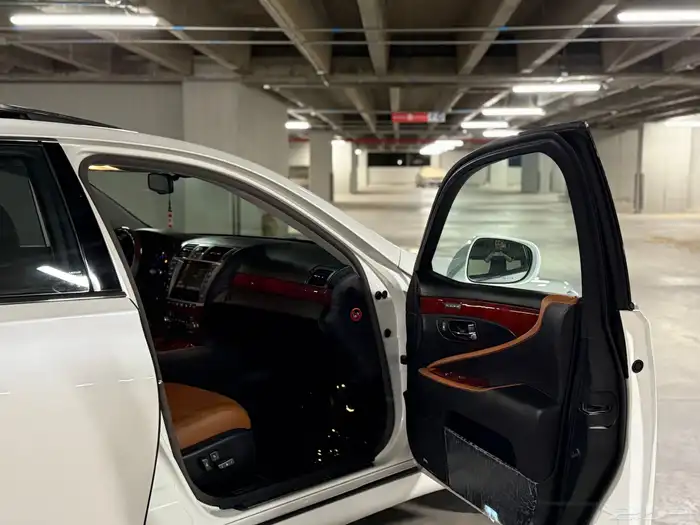 لكزس LS460 L 2012 ( سعودي ) 31