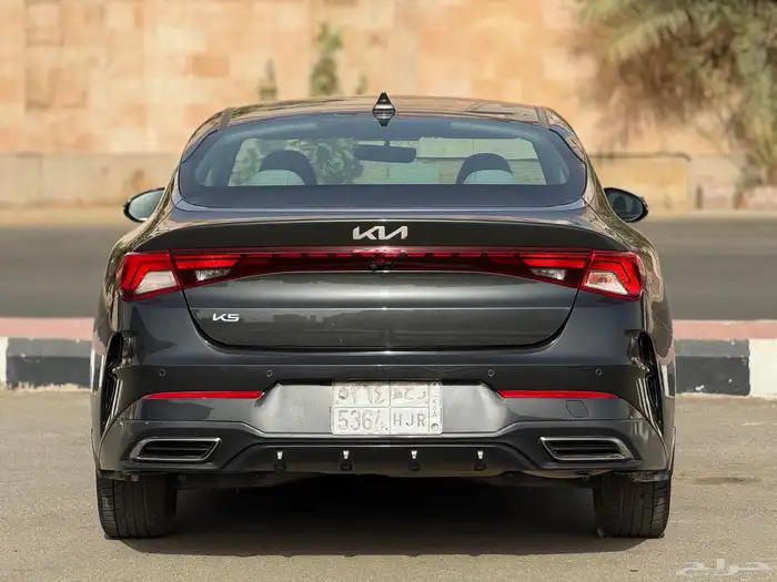 كيا K5 موديل 2023 ماكينة كبير ومطور البيع 64000 الف 3