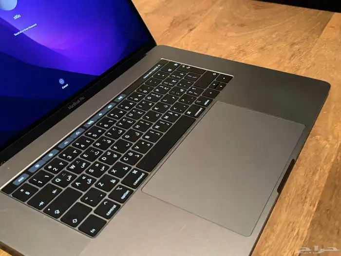 كمبيوتر ابل Macbook Pro Apple 8