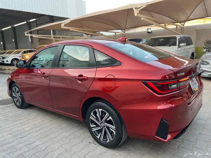 يارس 2024 فل yx ممشى 97.000 نظيف جدا لدى قمة الاطلال 18