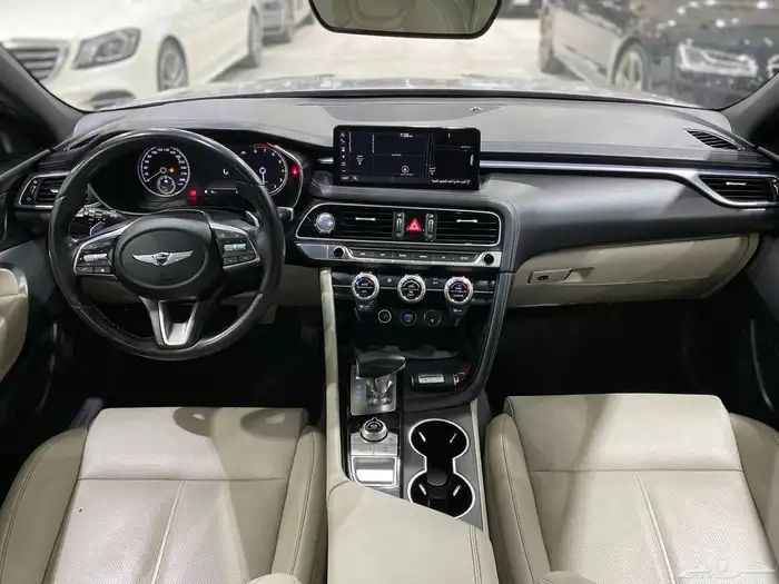 جنسس G70 نص فل 2023 18