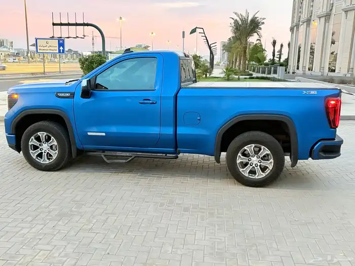 للبيع جي ام سي سييرا مخزن بحالة الوكالة 2