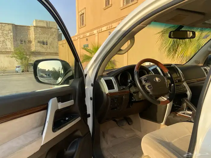 لاند كروزر 2009 VXR سعودي 14