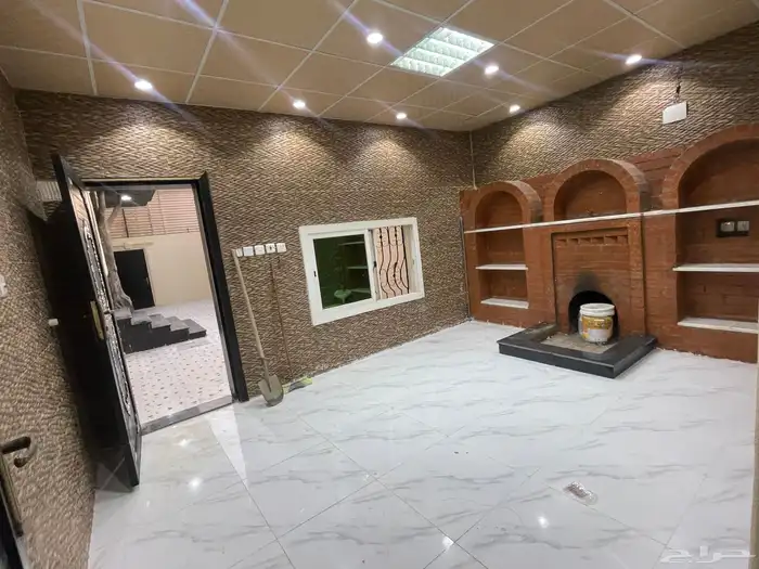 دور ارضي للبيع بحي البوادي 3