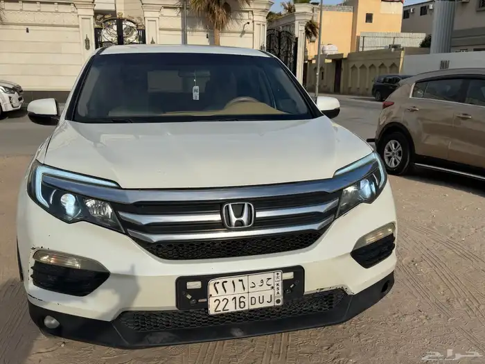 هوندا بايلوت ابيض مالك ثاني 2016 10