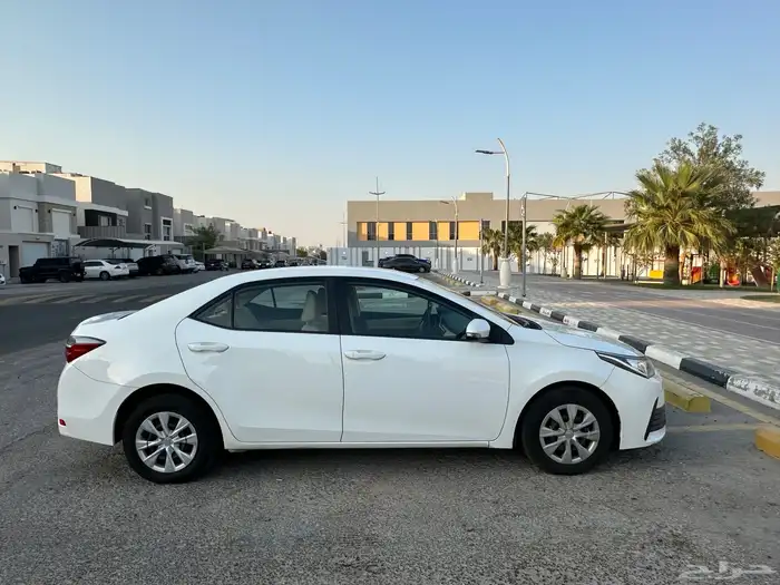 للبيع كورلا 2019 5