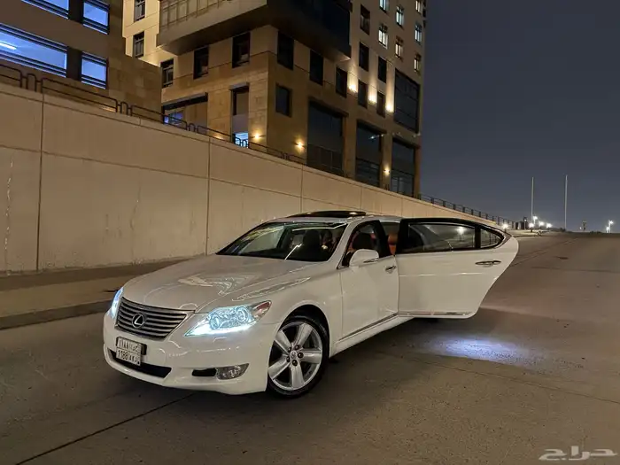 لكزس LS460 L 2012 ( سعودي ) 46