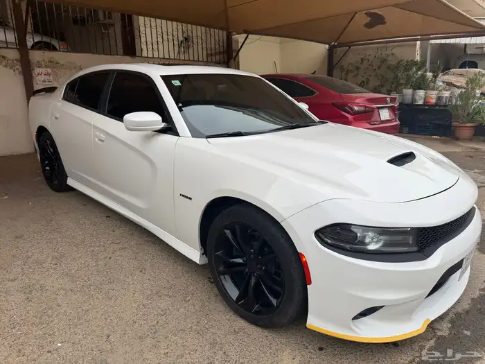 دوج تشارجر RT 2015 1