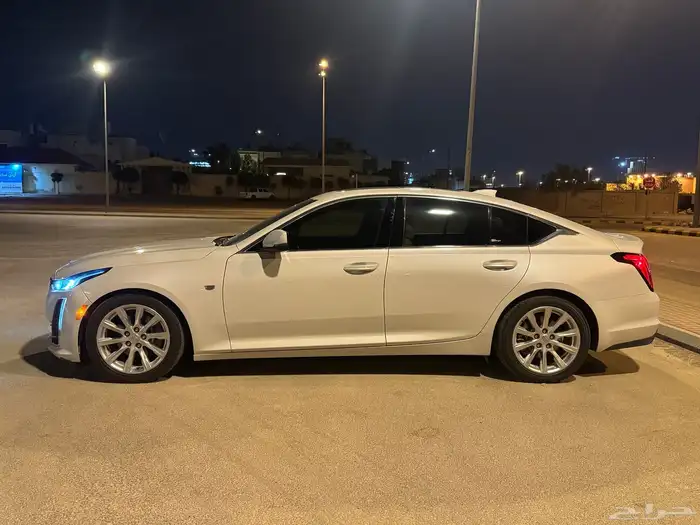 كاديلاك CT5 2020 3
