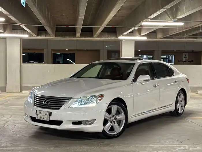 لكزس LS460 L 2012 ( سعودي ) 0