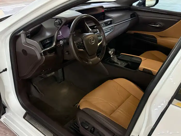 لكزس 2019 ES250 فل كامل سعودي 26