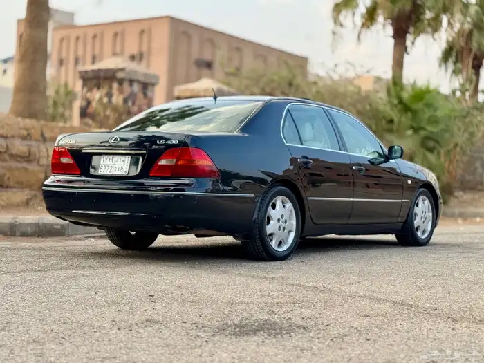 للبيع لكزس ((LS430)) 2002 ((نظيفة)) 6