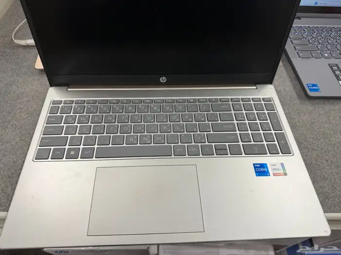 لابتوب hp اخو الجديد ماكمل سنه سبب البيع ثقيل أبي لابتوب 4