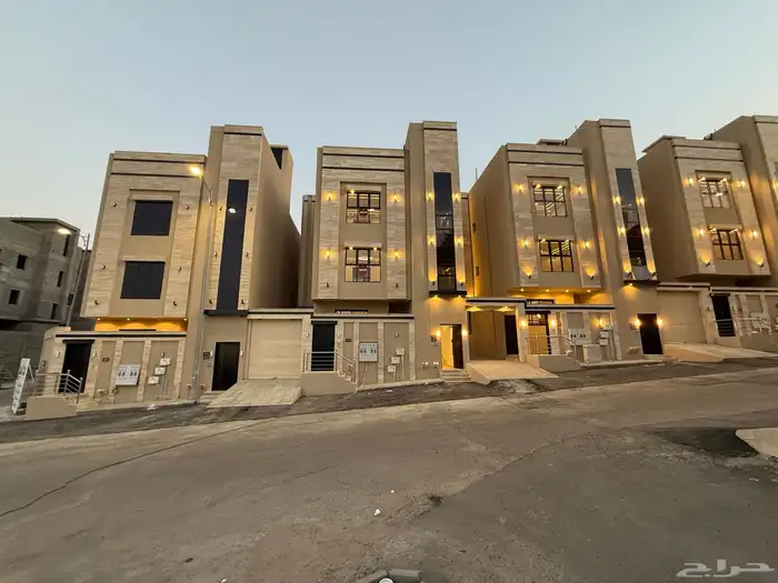 للبيع شقق أرضيه وعلويه بحى الضيافه طريق ابها الخميس 5