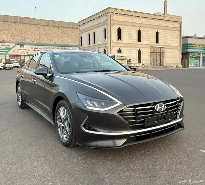 سوناتا 2020 اعلا مواصفات بدون بنورما بحالة الوكاله للبيع 7