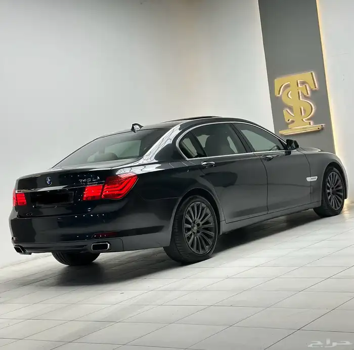 بي ام دبليو 2009 ( 740Li ) 3