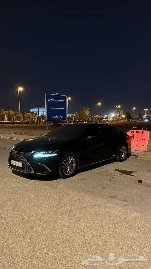 لكزس 300 2019 فل كامل 3