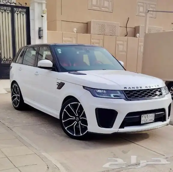رنج روفر سبورت مودي 2017 ابيض داخلي أحمر نظيف للغايه 15